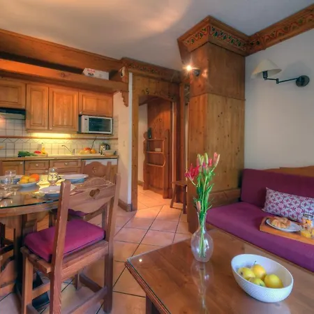 Sainte-foy-l'argentiere Sleeps 5 Pool