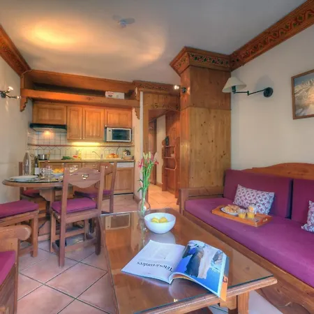 아파트 Sainte-foy-l'argentiere Sleeps 5 Pool